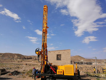 RC300 Full Hydraulic Top Drive Crawler Core Drill Rig Borehole عمق 300 M